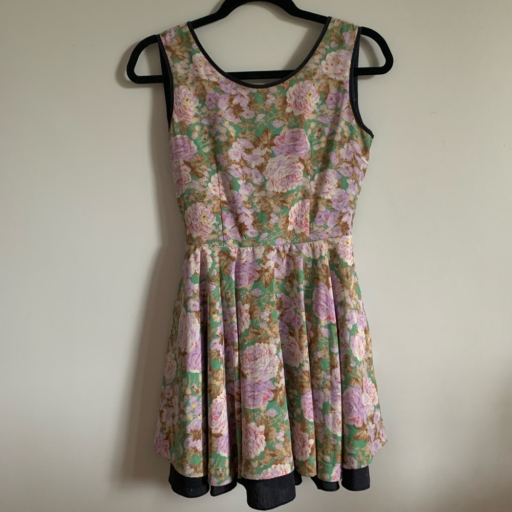 Floral print mini dress